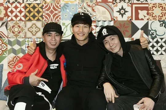 金鐘國於2015年與隊友重組Turbo。