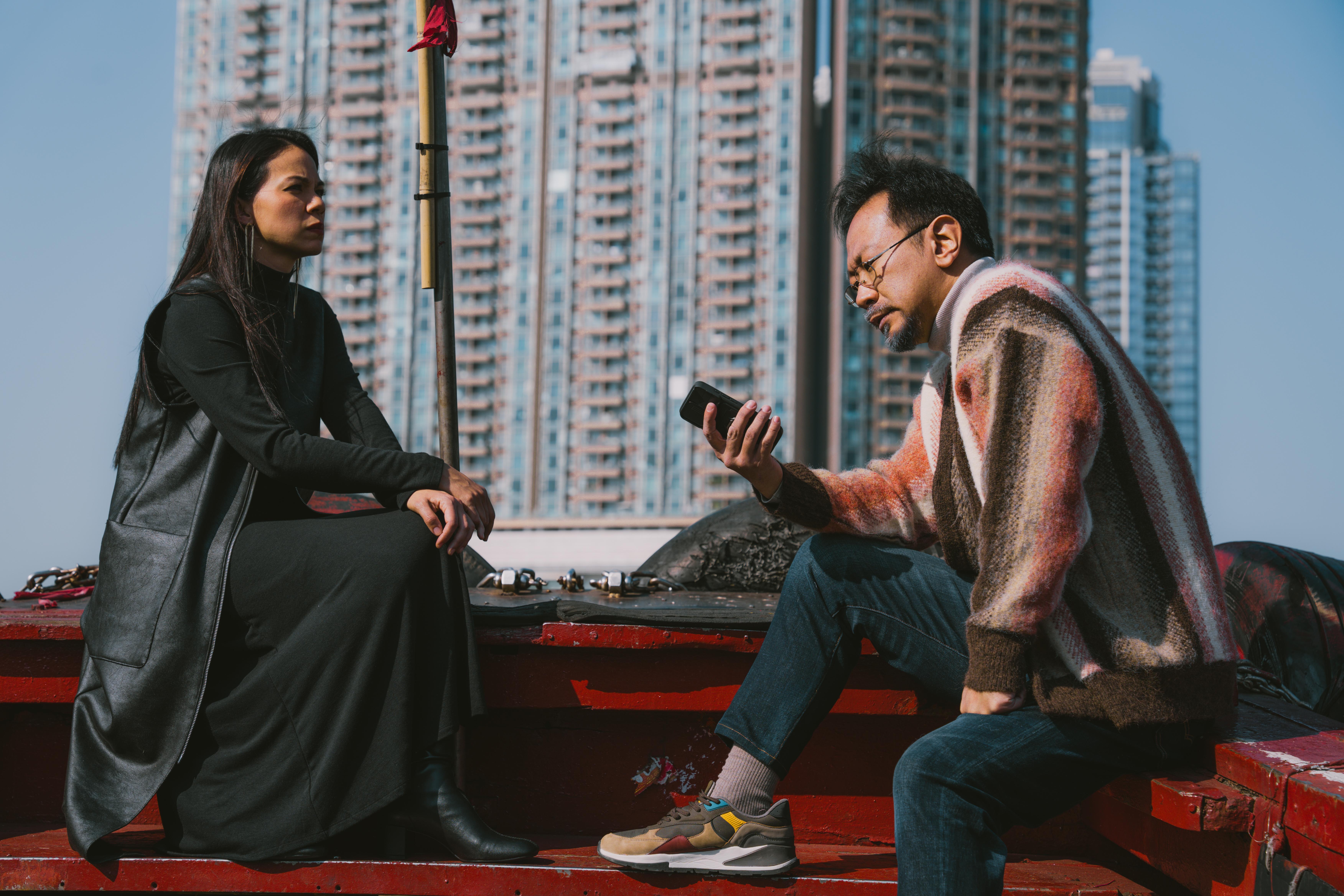 香港著名演員朱栢謙及韋羅莎有份參演。