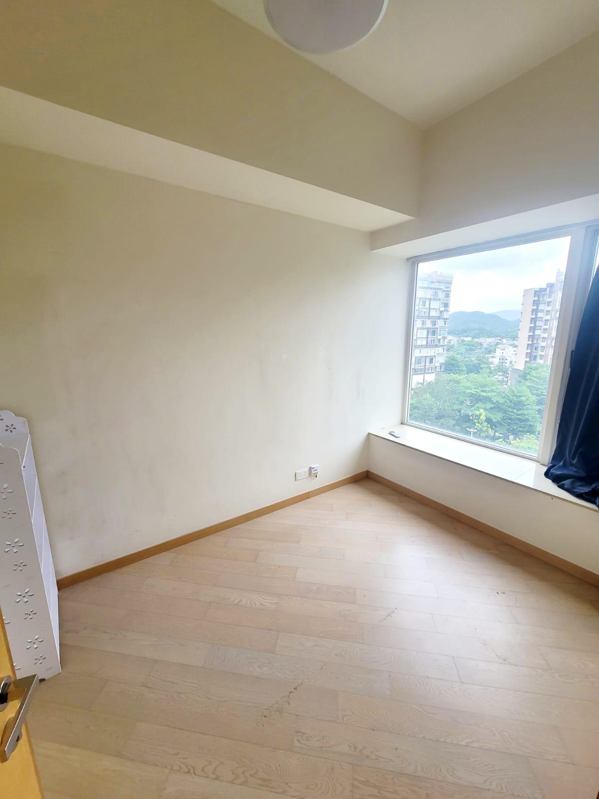 睡房間隔方正實用。