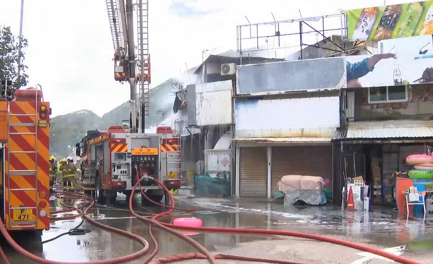 石澳發生二級火警。(有線電視新聞截圖)