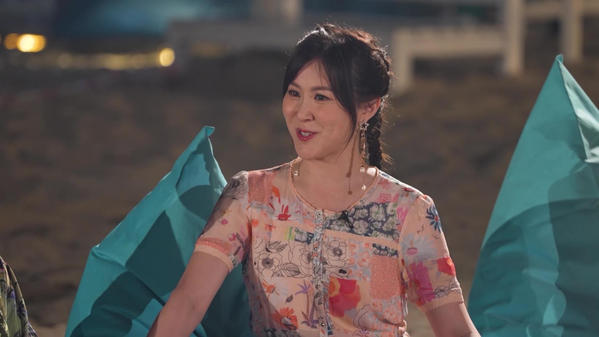 Moon分享自己當年參選港姐舊時感觸得眼泛淚光。