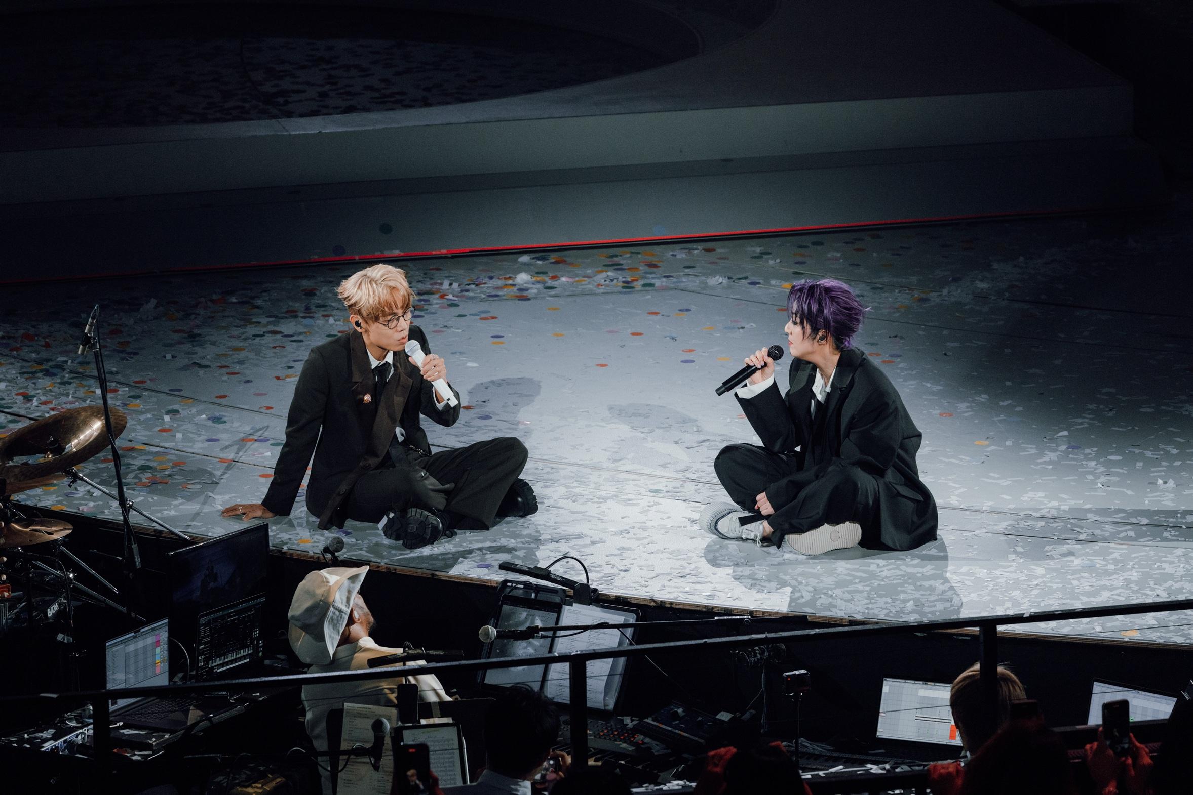 林家謙自爆6歲已聽《小飛俠》,兩人在作曲人蔡德才面對合唱這歌。