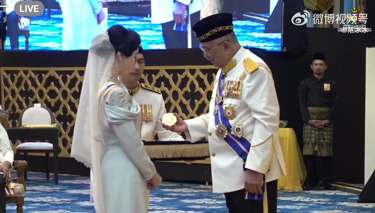 范冰冰獲封「名譽拿督」 外國人最崇高榮耀