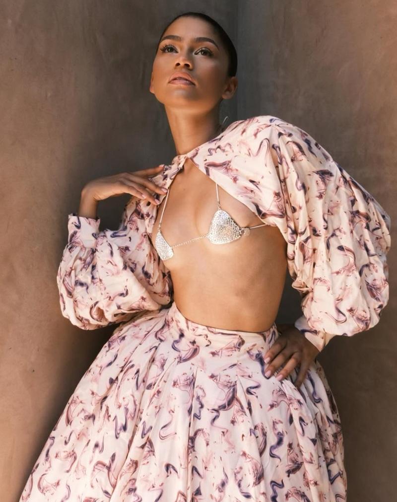 湯姆賀倫分享《蜘蛛俠4》拍攝現場 Zendaya晒200萬婚戒