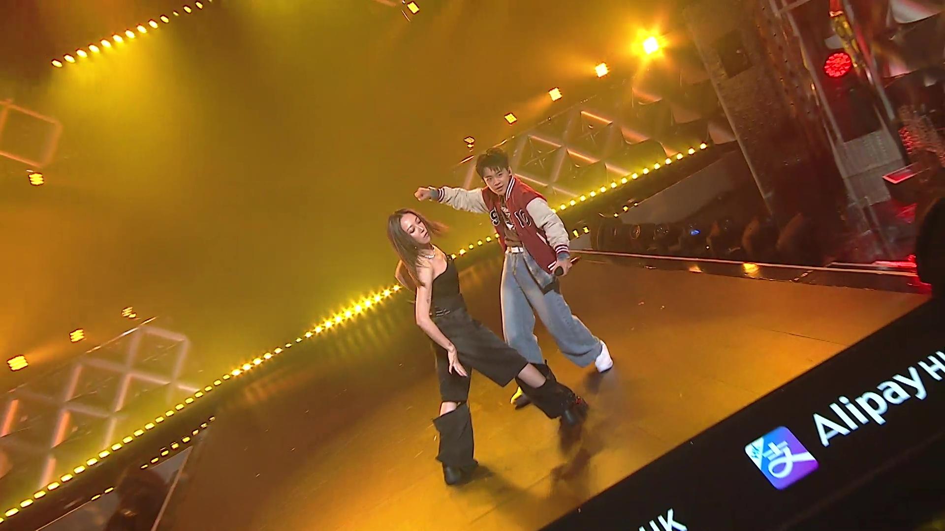 Sherman、Haru勁歌熱舞《Sugar In The Marmalade》。