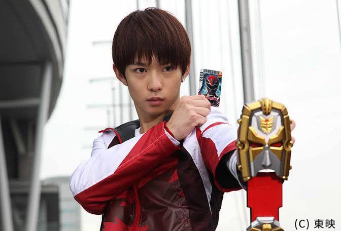 千葉雄大曾被捧做特撮英雄,吸納細路及師奶fans。