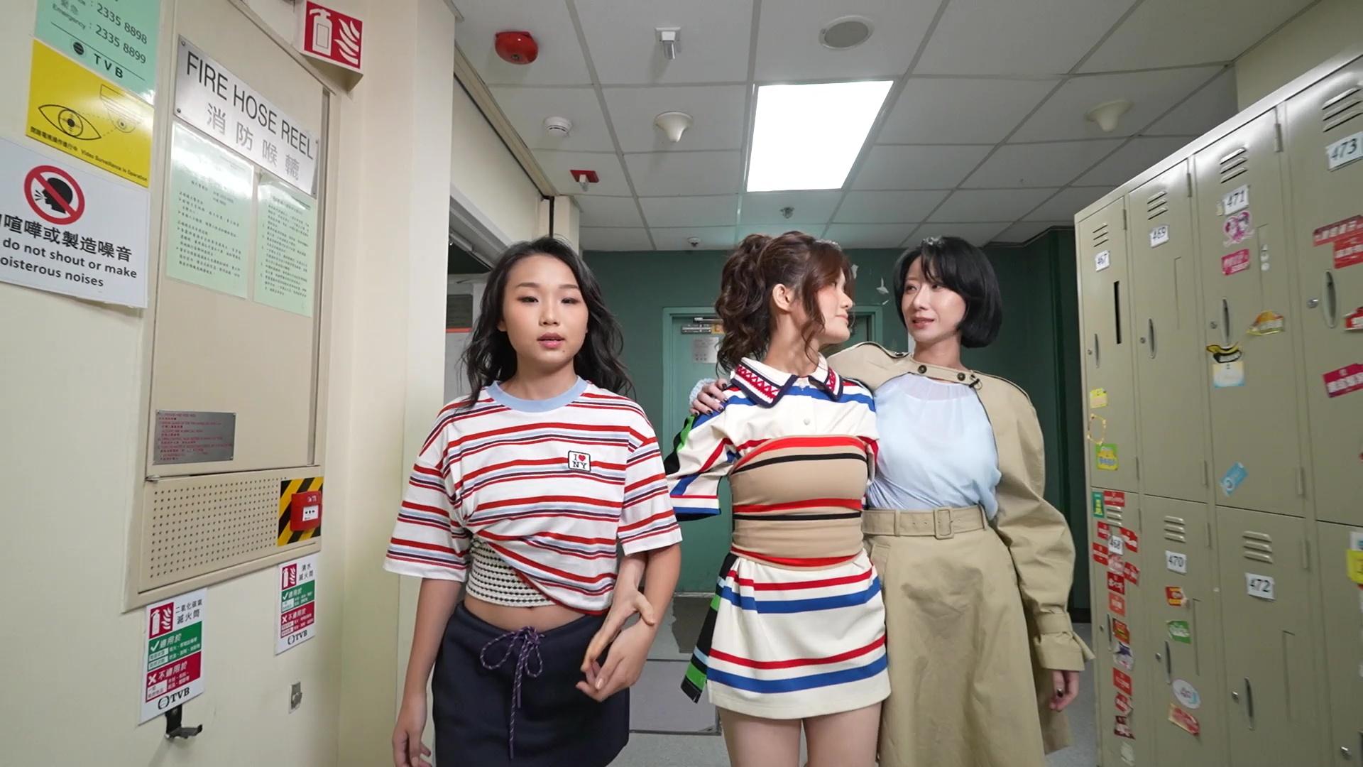 泳兒臨出場前像媽咪般鼓勵Hoonry、Vanessa兩位學員。