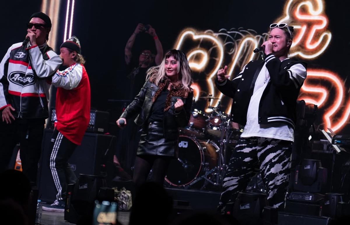 超儀和子聰今年3月齊齊開騷。