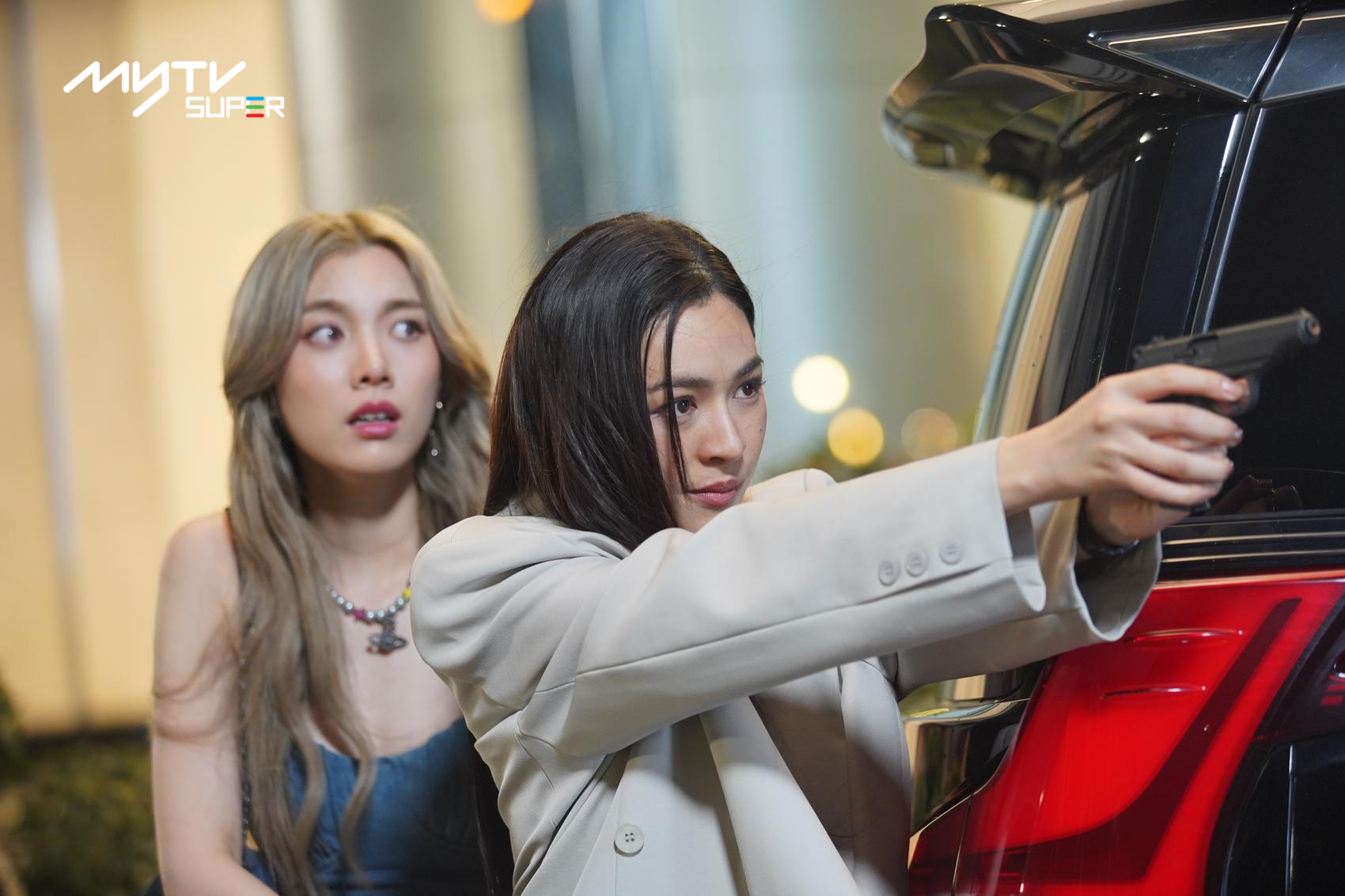 鄺玲玲和Orm Kornnapha在GL劇《Only You 唯有你》再度合作。