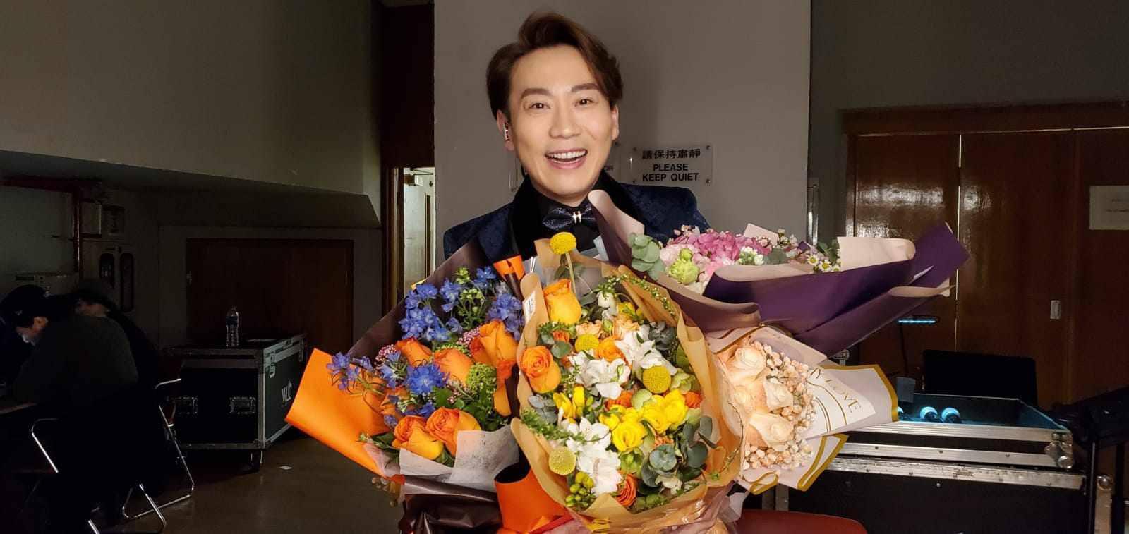 顏米羔直認踏入男人40,生活上曾一塌糊塗。