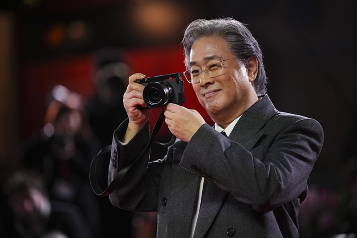 威尼斯影展|孫藝真驚艷行紅氈 與李秉憲新片角逐主競賽單元