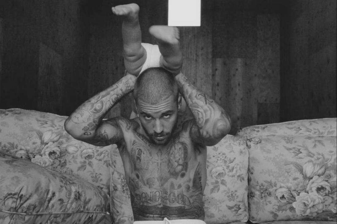 Justin Bieber釋出新歌MV 老婆囝囝演出家庭樂