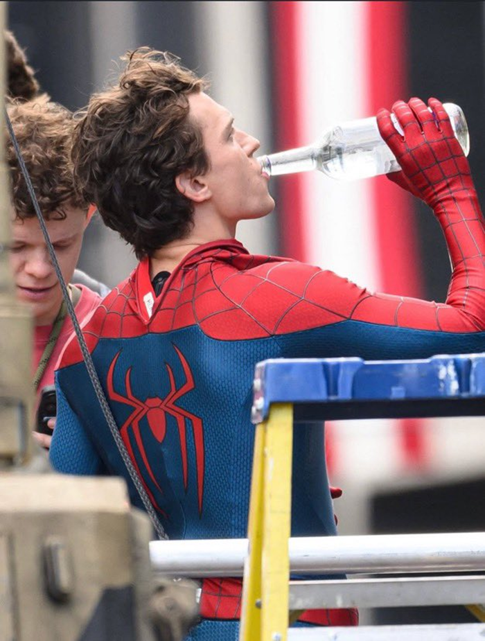 蜘蛛俠4|湯姆賀倫首日拍攝花絮 Sony Pictures提早釋出宣傳片造勢