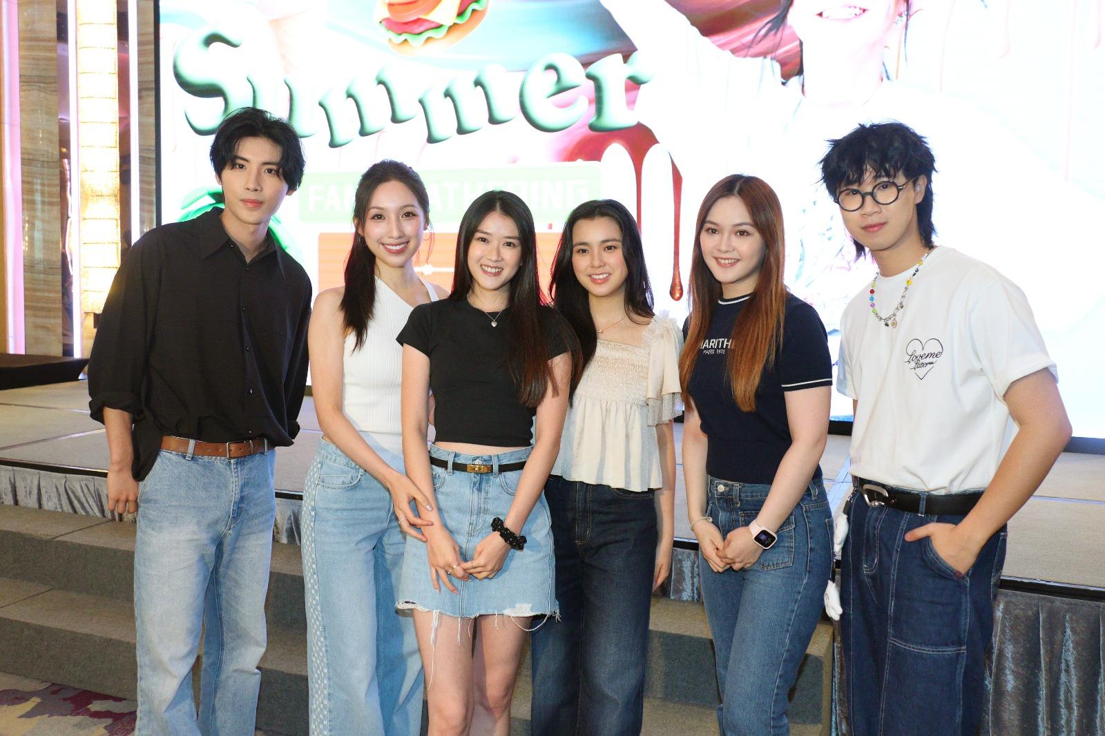 一班星夢戰友與海兒,特別到場力撐Chantel。