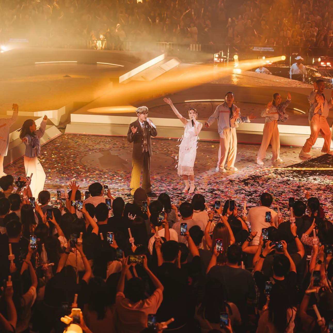 林家謙請Stephy驚喜站台。