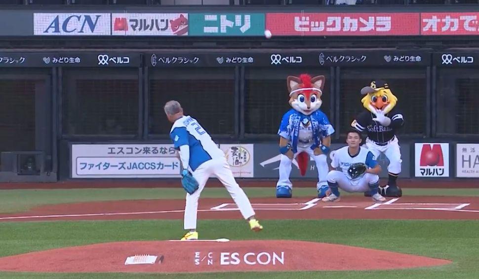 杜琪峯現身北海道任開球禮嘉賓