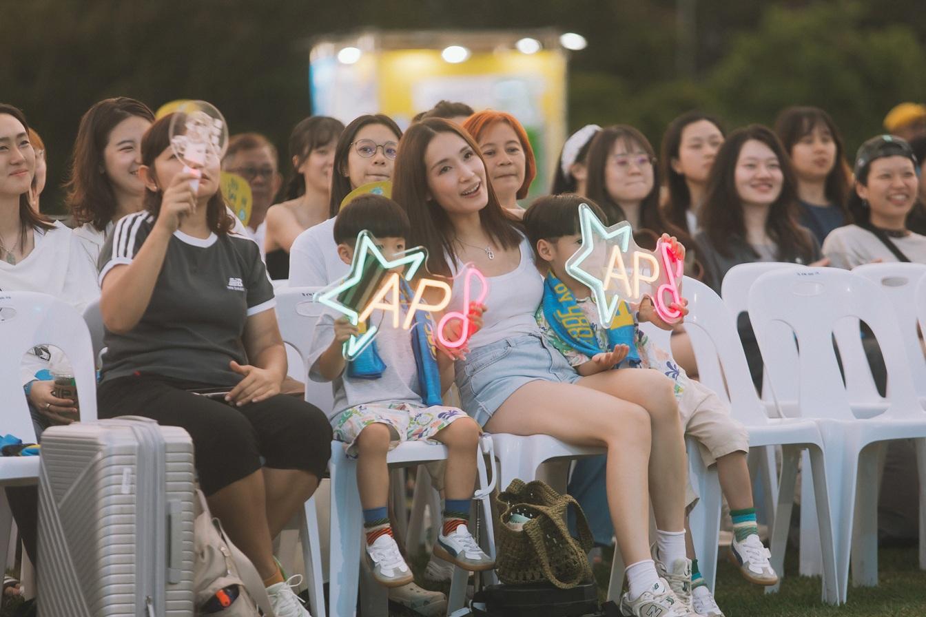 AP的太太和兩名兒子專程到場支持,讓整場演出更添溫馨。