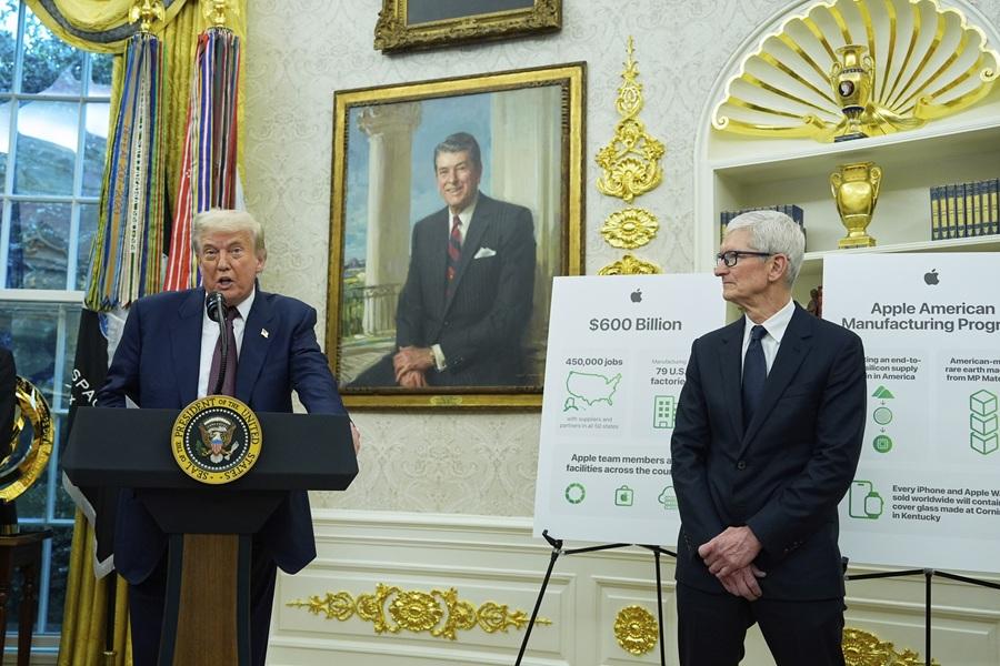 庫克宣布加碼1000億美元投資 特朗普:蘋果正搬回美國|特朗普關稅戰