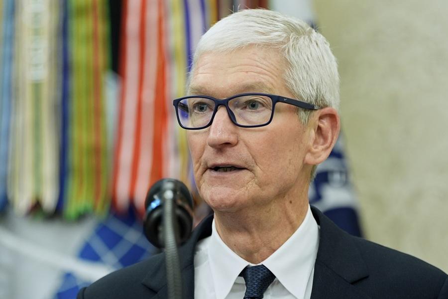 庫克宣布加碼1000億美元投資 特朗普:蘋果正搬回美國|特朗普關稅戰