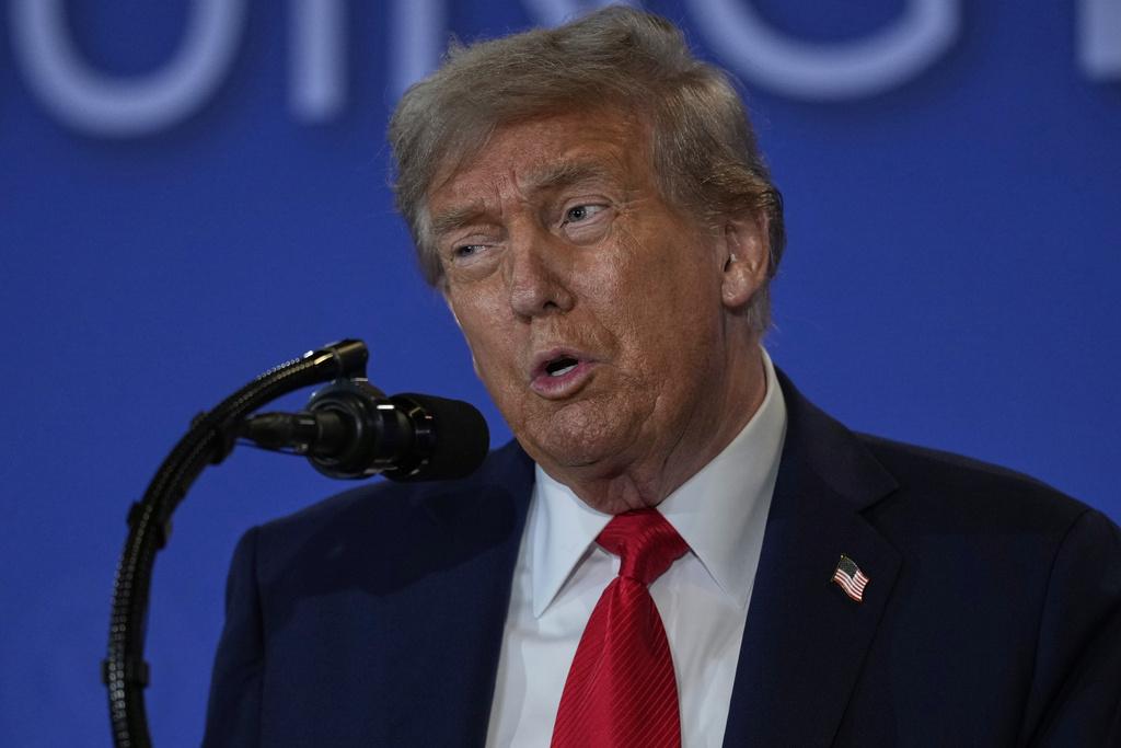 特朗普政府的關稅措施,對化解美國高債務困局幫助不大。(美聯社)