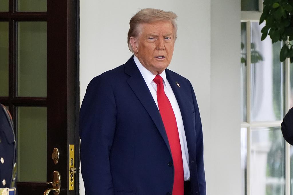 特朗普政府的關稅措施,對化解美國高債務困局幫助不大。(美聯社)