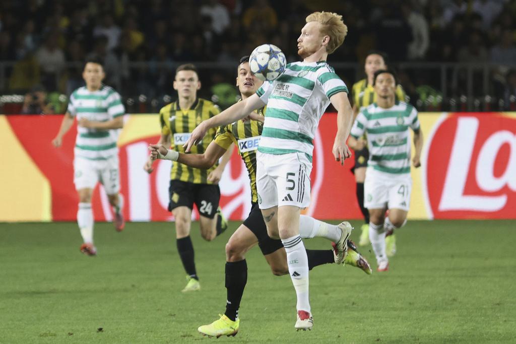 卡拉特悶和些路迪0:0,12碼贏3:2晉級。(美聯社)