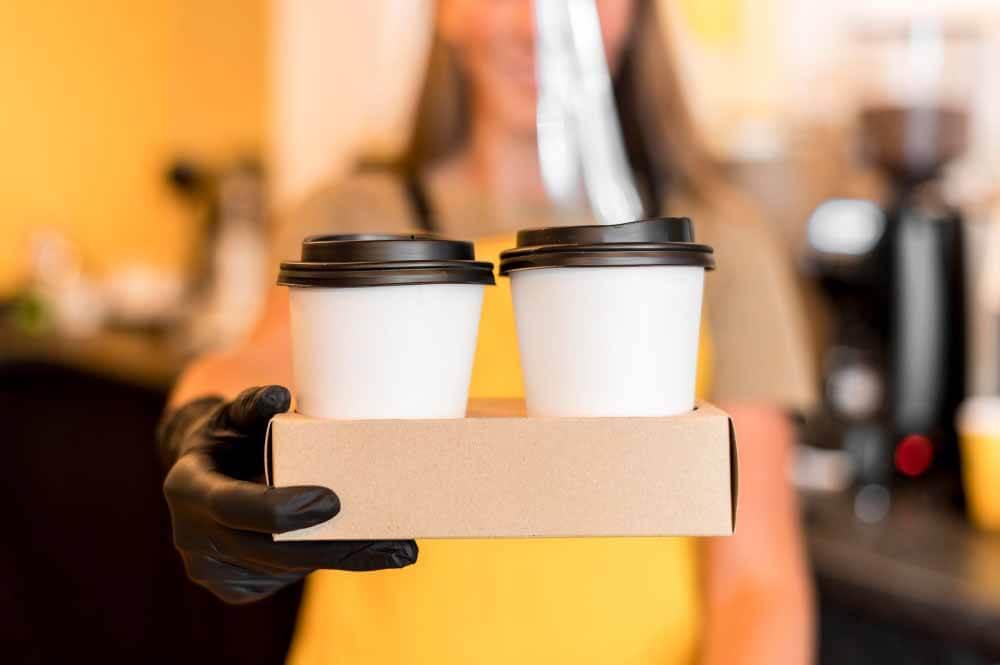 無處不在 冷熱飲品都含微膠 外賣杯茶包一樣有