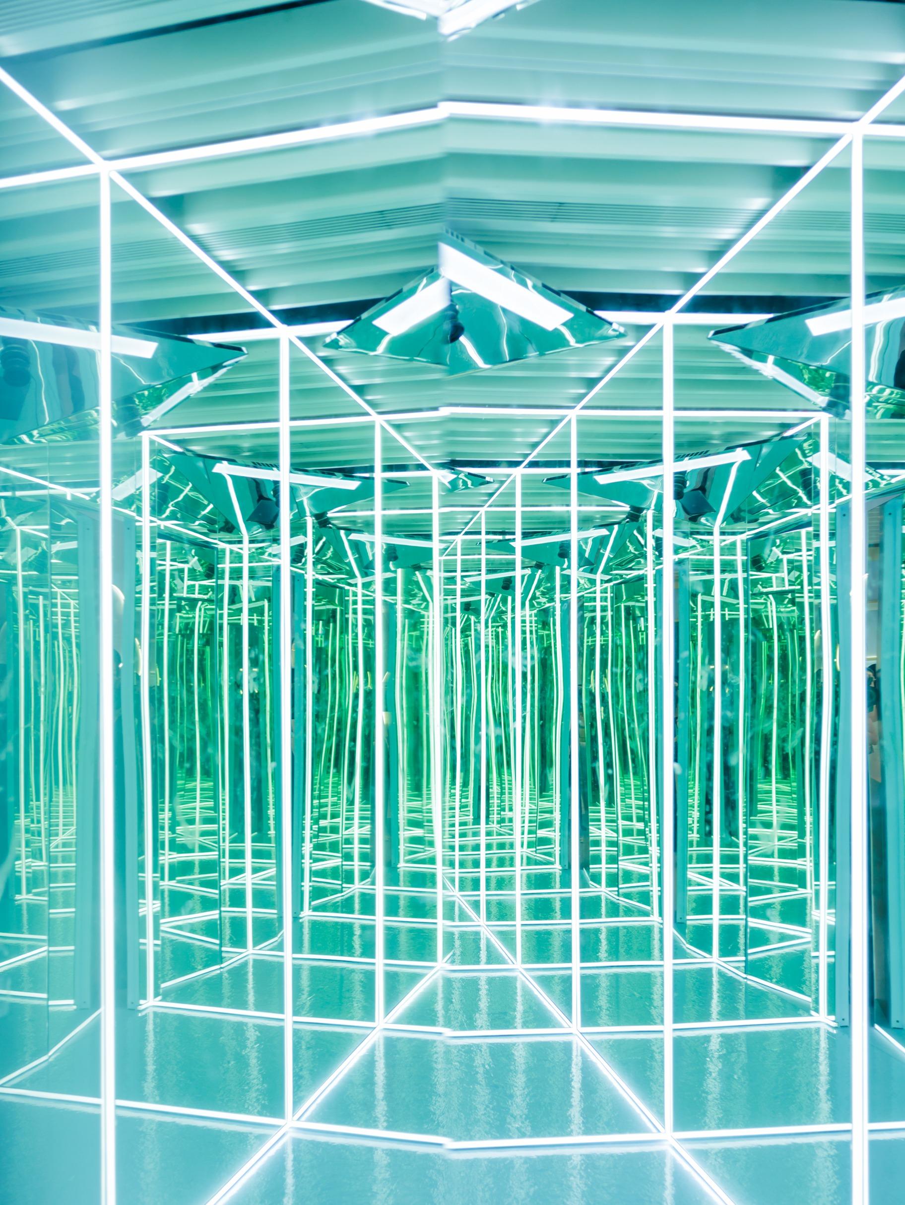 鉑鑽光影鏡藝照相區