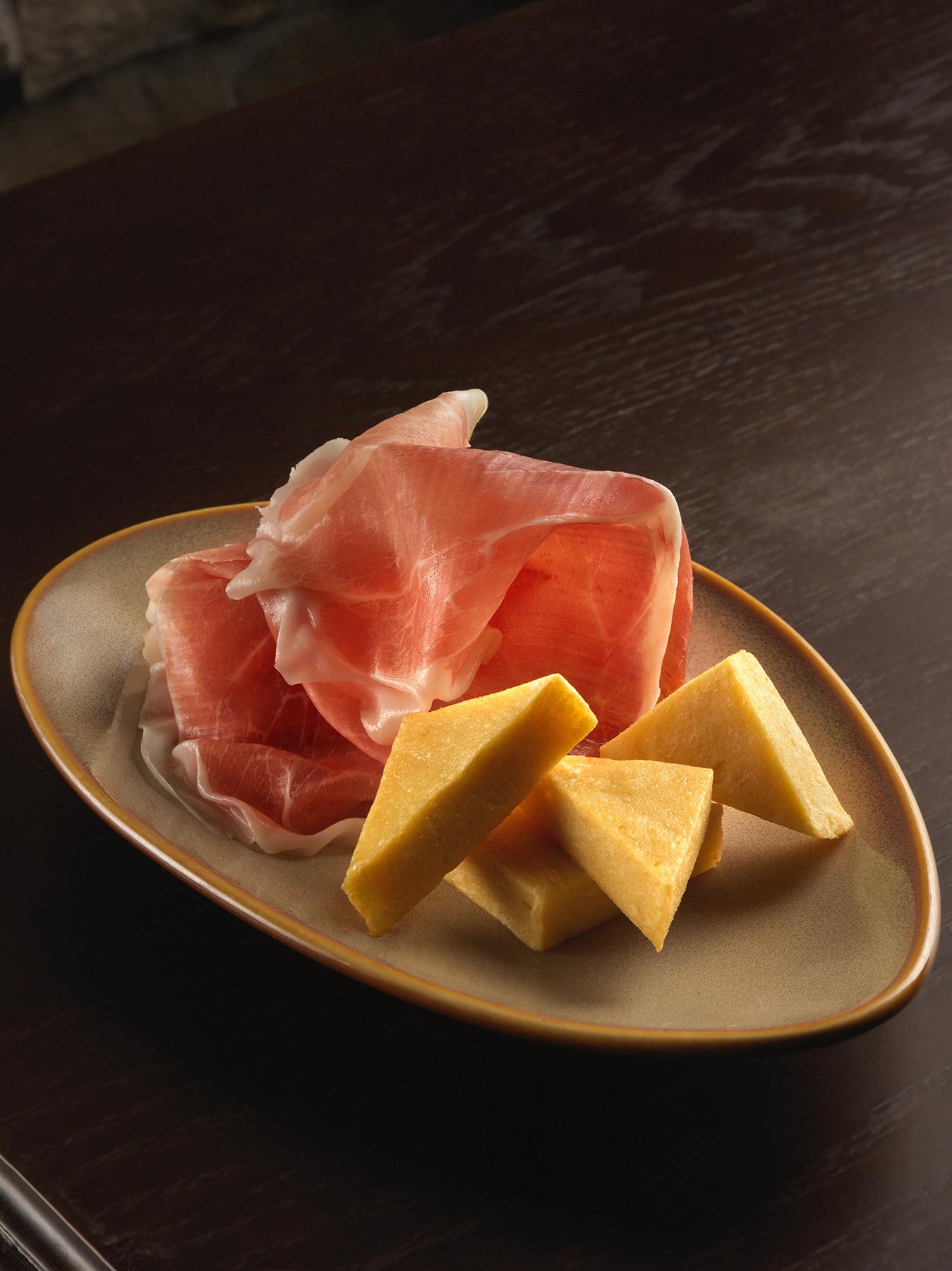 Culatello di Zibello($148) 西西里島街頭小食12個月熟成意大利火腿,佐以油炸西西里鷹嘴豆蓉。火腿出自著名供應商,肉質細嫩肉味純。