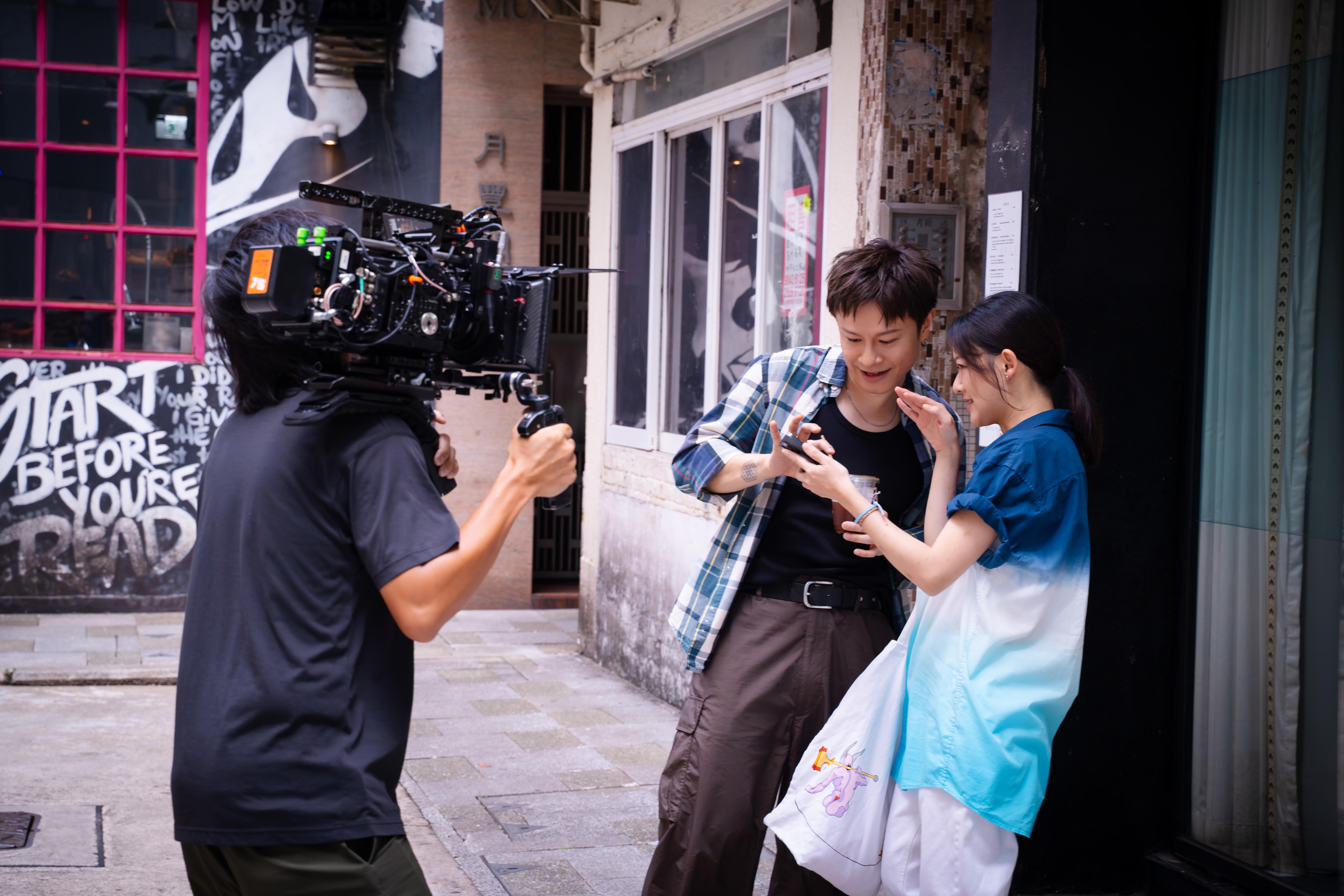 陳健安在今次《沒有時間》的MV中被Regen狠飛。