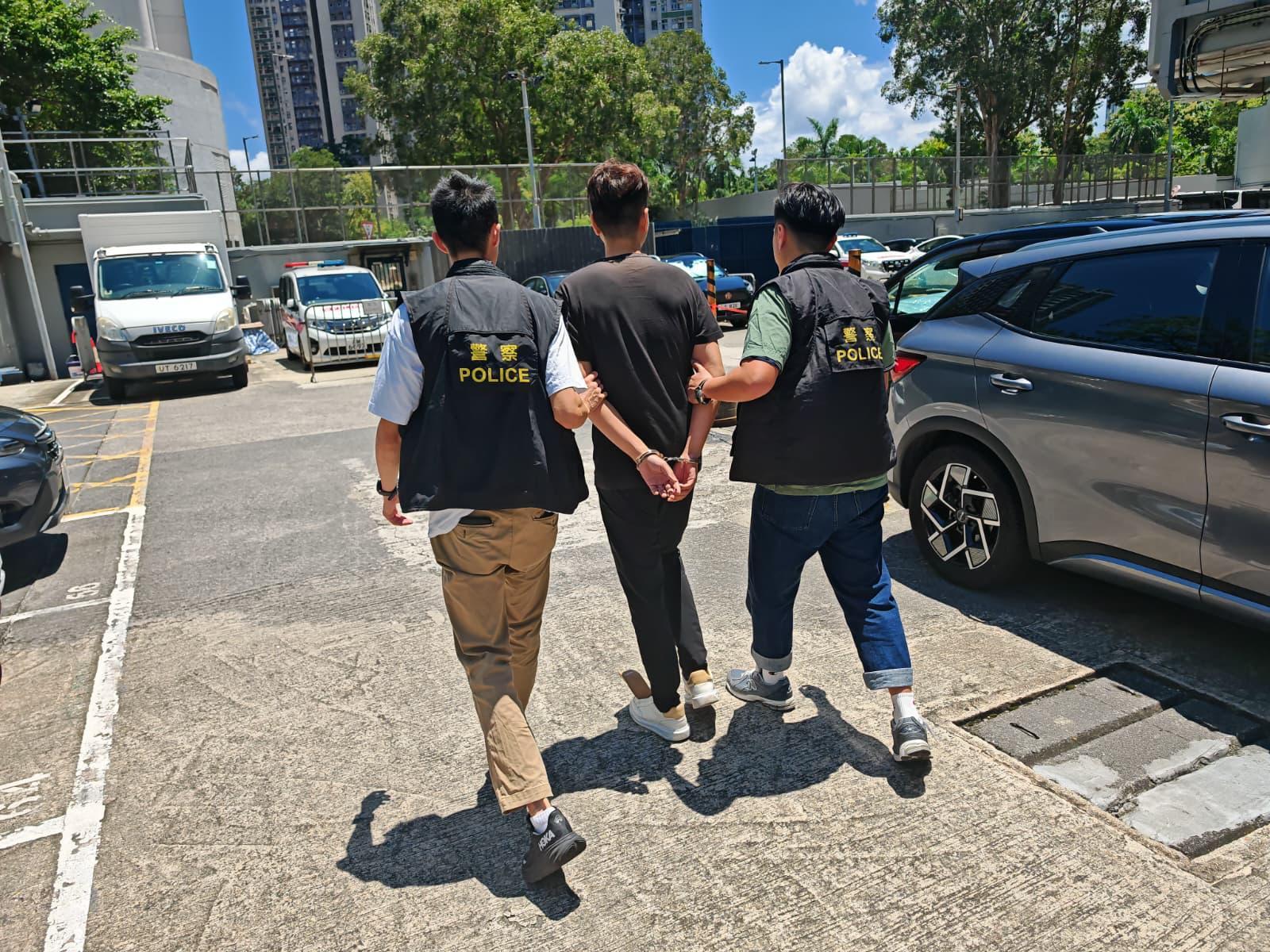 警方初步調查相信犯案動機涉及非法活動金錢糾紛。