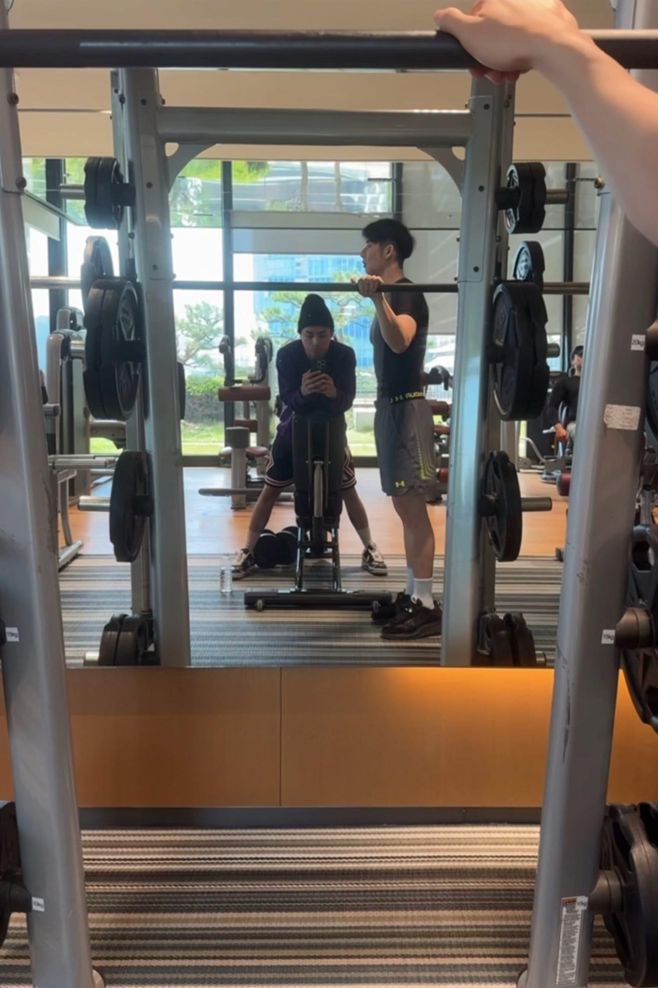 AK江𤒹生蕭子墨韓國圓夢同台