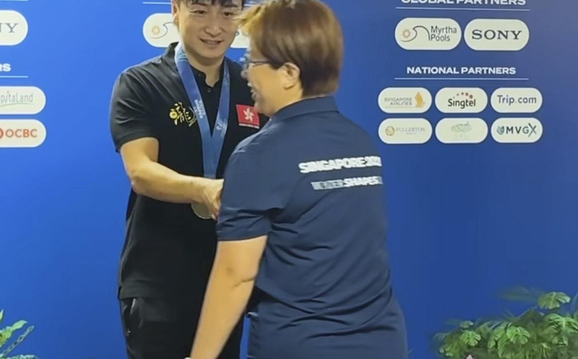 方力申勇奪先進世錦賽金牌。