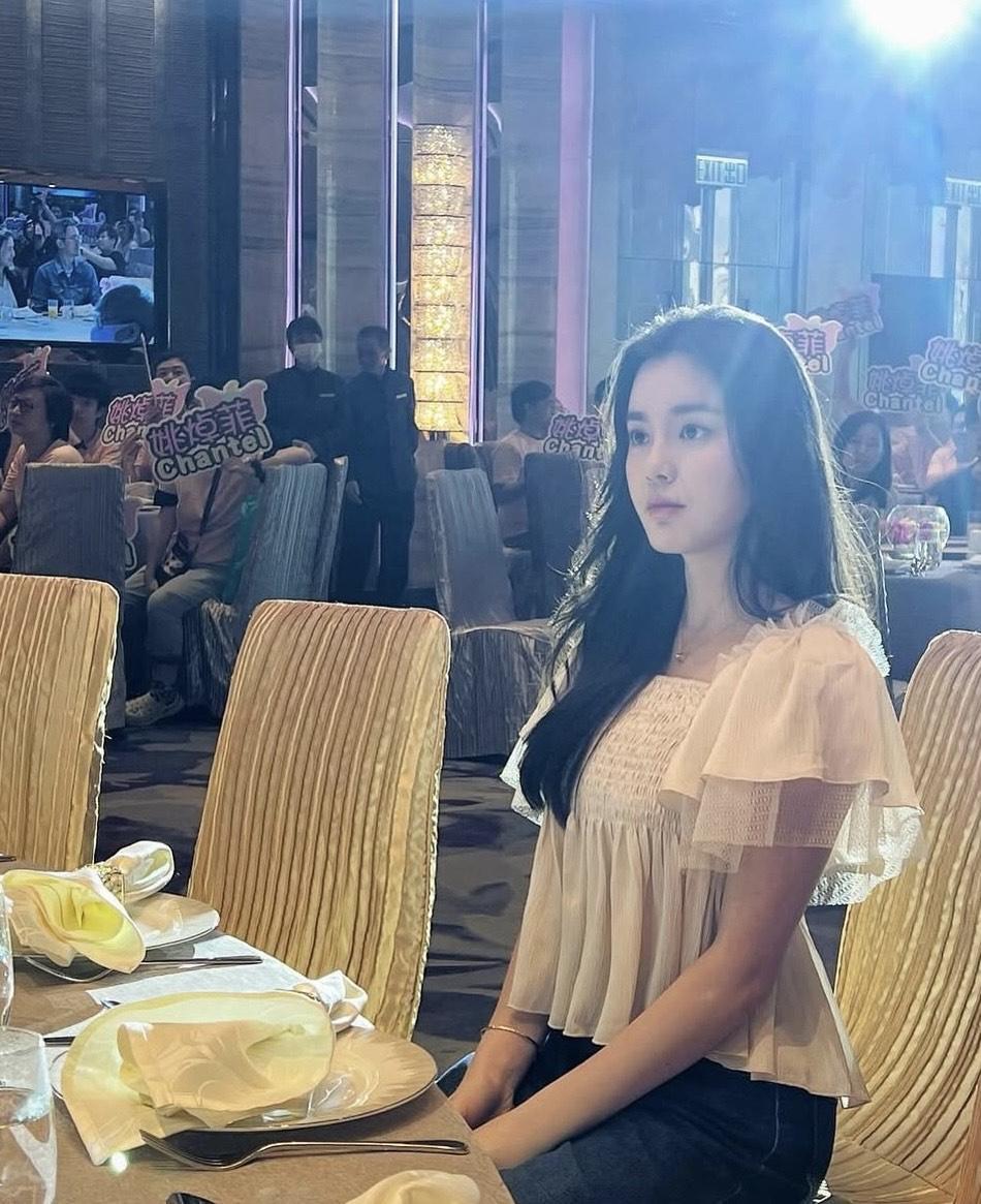 姚焯菲出席後援會活動。