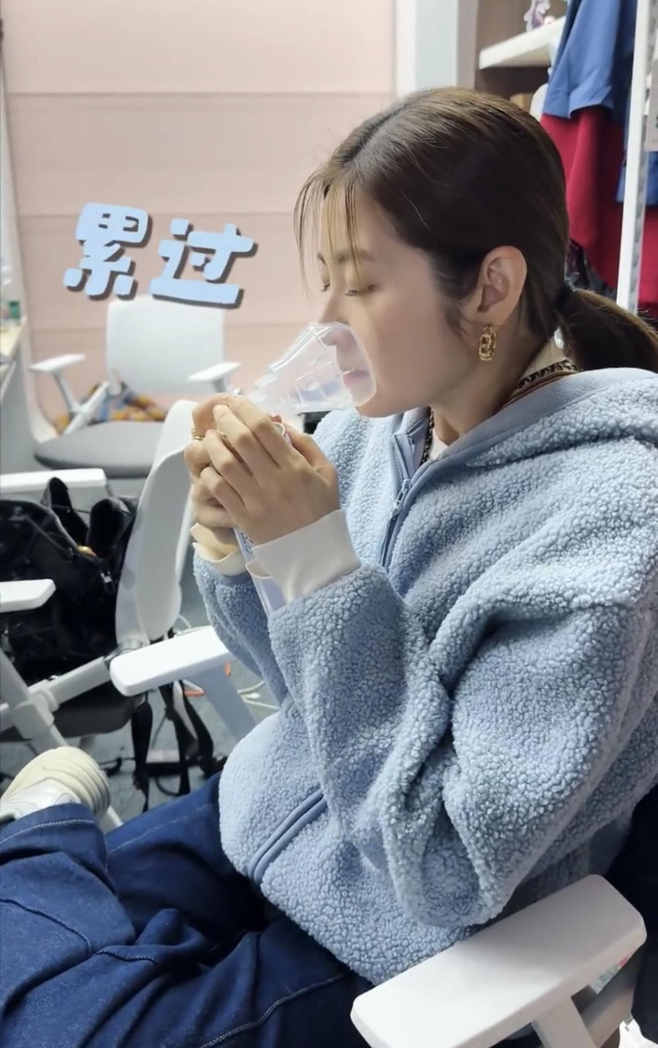 陳自瑤壓力爆煲,一度需要吸氧氣。