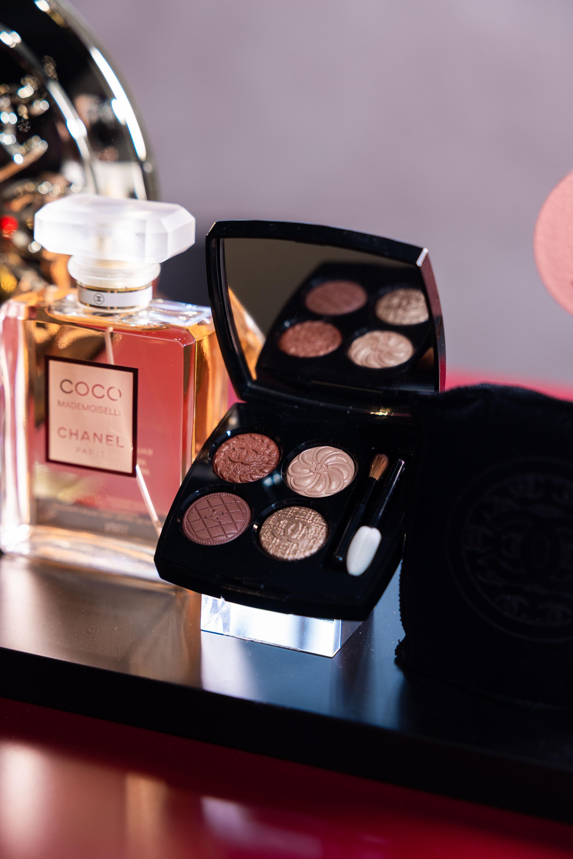 Chanel由即日起至2025年10月7日,在銅鑼灣京華中心地下開設限定店,讓大家探索Les 4 Ombres Boutons 的世界。