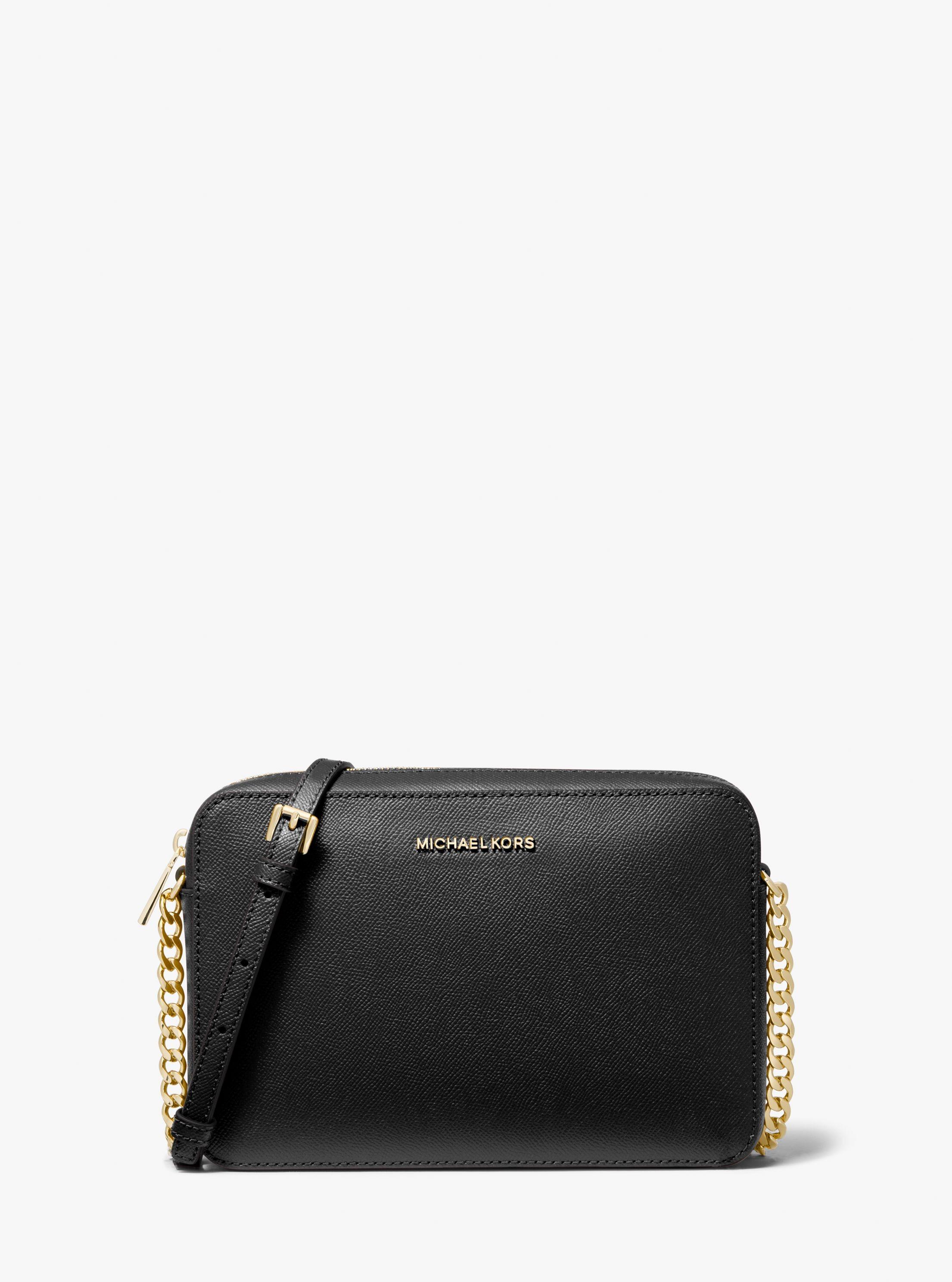 Jet Set Large Logo Crossbody Bag 原價$2,300、27折$600