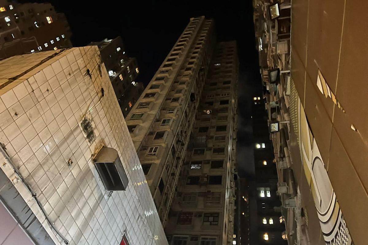 康威大廈一度停電作緊急檢查。(梁熙FB)