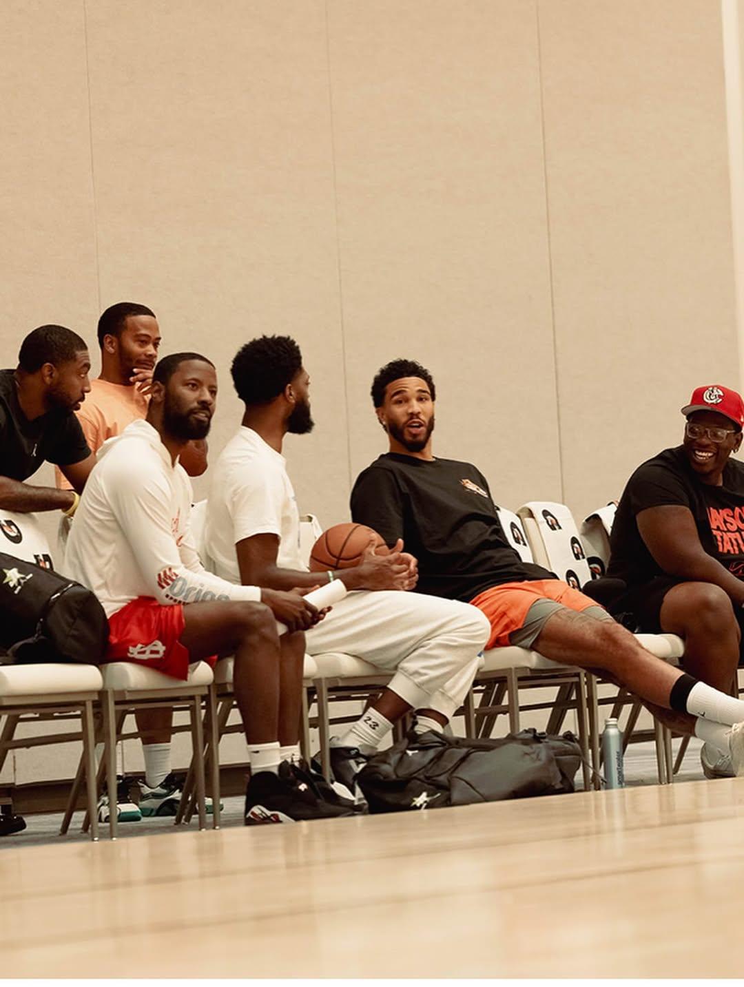 達譚(Jayson Tatum)昨日上載Elite camp籃球訓練營照片。