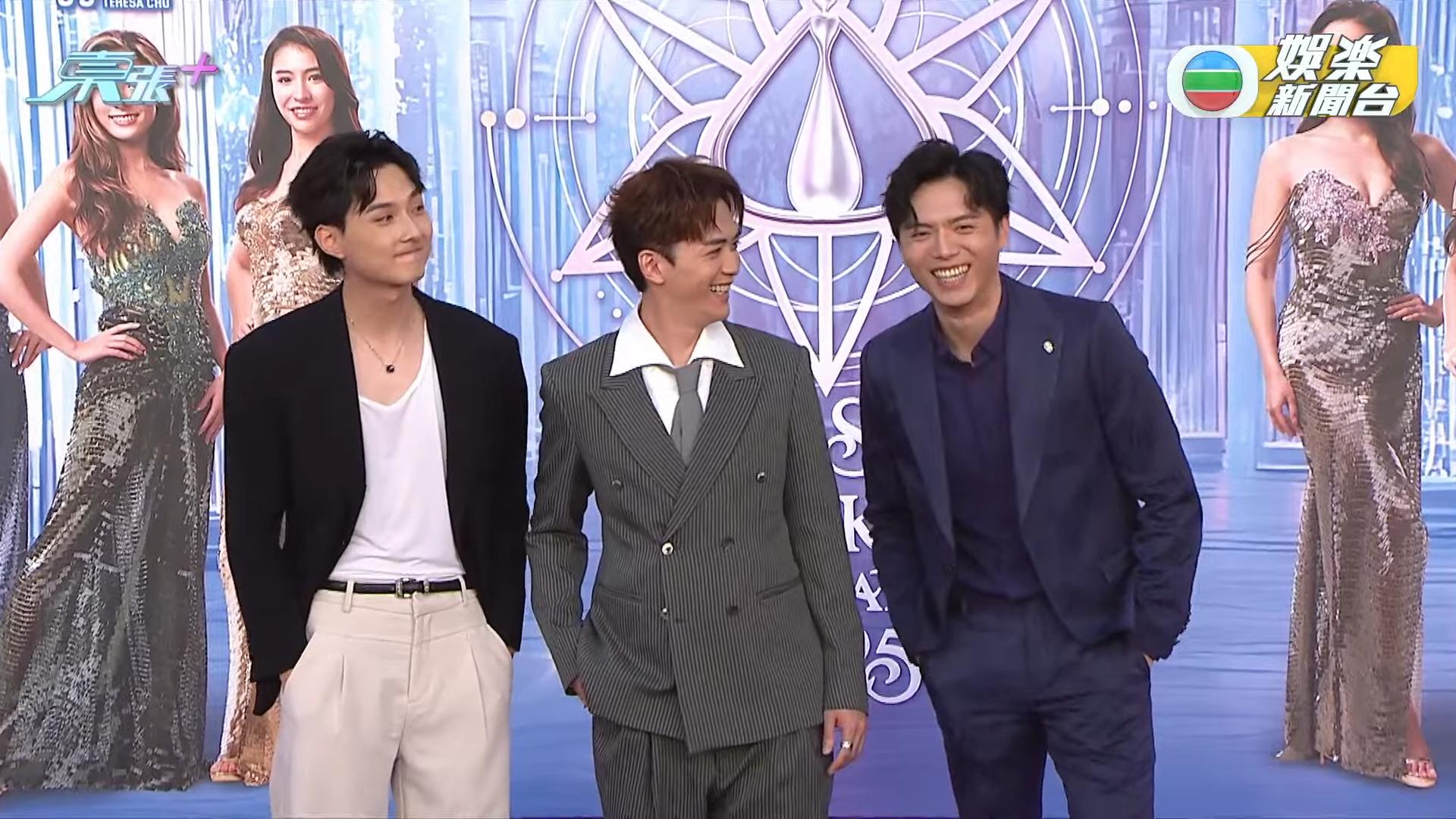 周嘉全被紅地毯司儀要求他在比賽上再畫畫時,忍不住笑了出來。