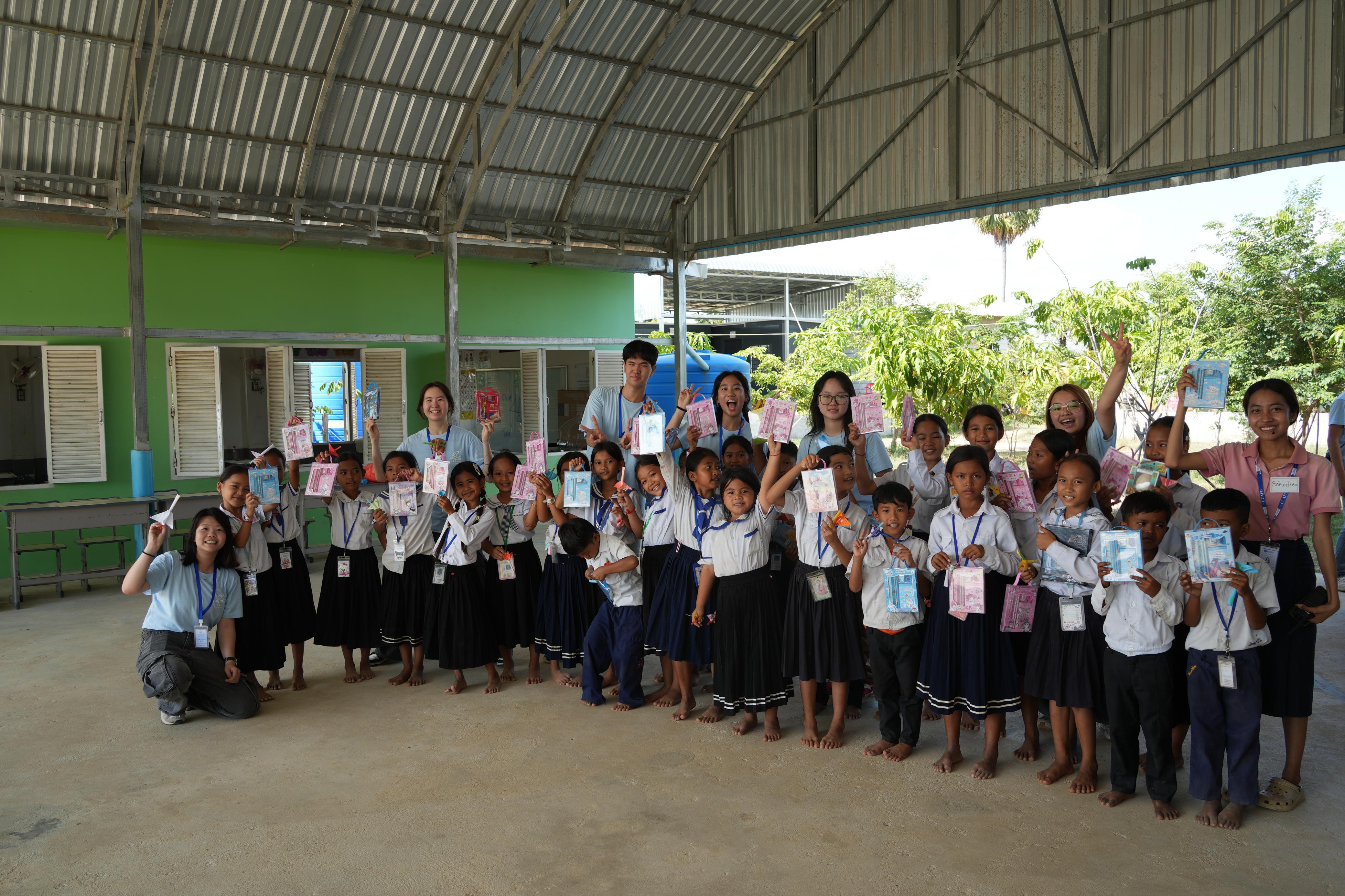 童夢同行完成柬埔寨服務與文化之旅 認識當地文化