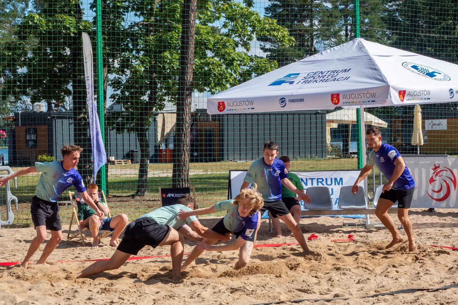 是次比賽以4v4的形式在沙灘上進行,每個回合皆是「Do or Die」,即進攻者必須得分,否則由防守方獲得一分。