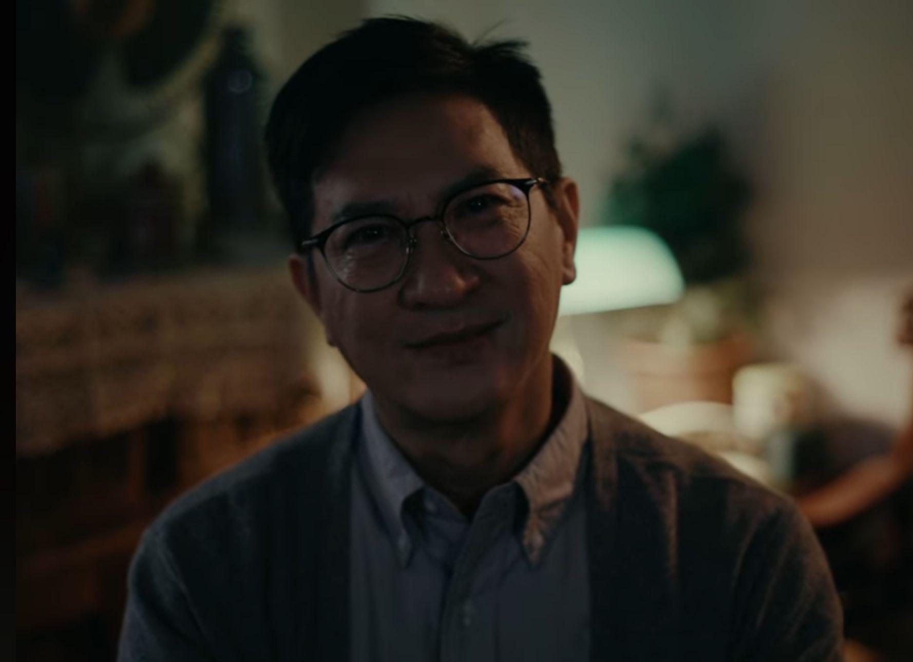 張家輝為尹光新歌《老豆》拍攝催淚MV。