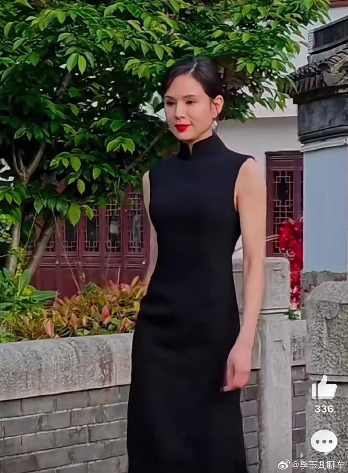 近年多在內地工作的李若彤,不時出席商演活動。