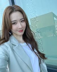 Hana預告年底再次推出最新派台歌。