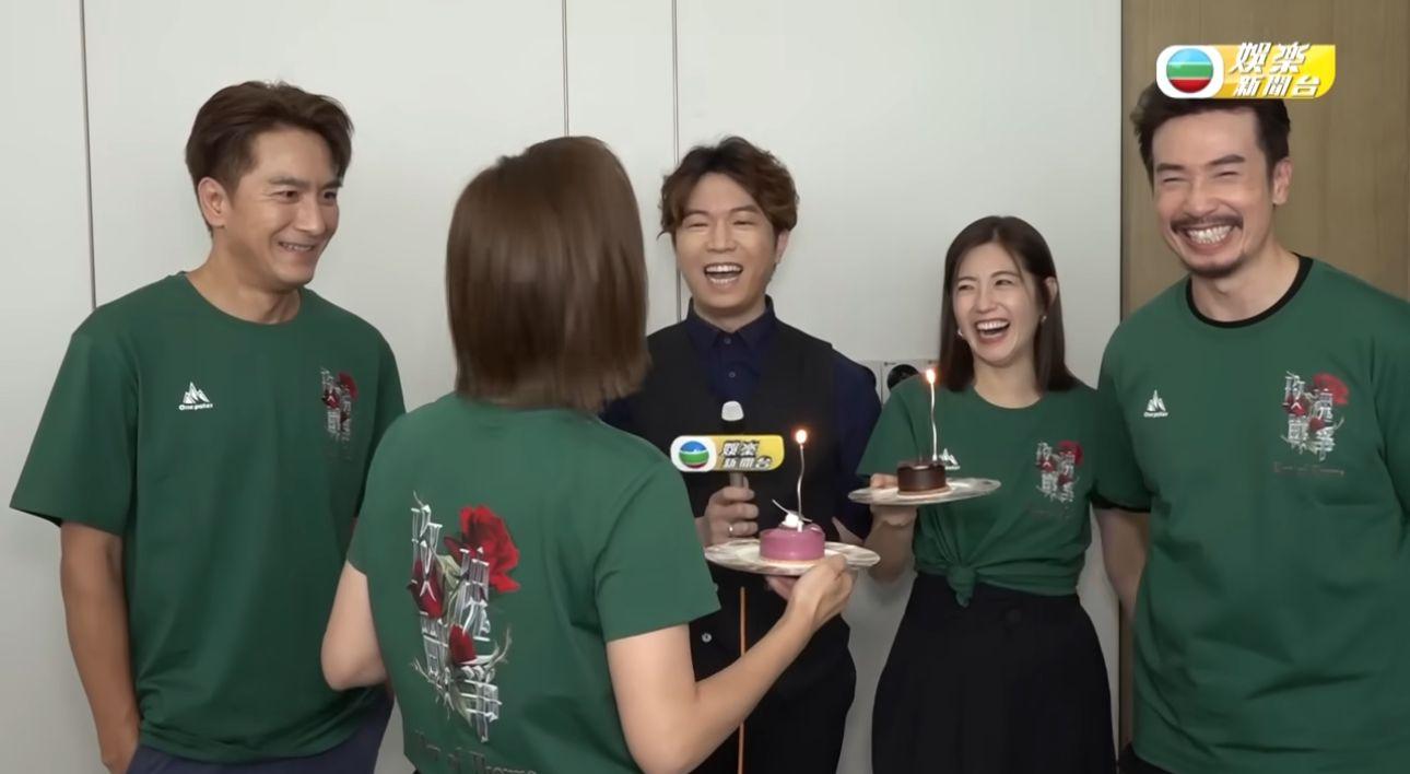 楊茜堯差點講錯嘢後尷尬稱:「點啊!咁樣即係陰我啫!」陳自瑤聽罷即笑說:「剪咗佢!」