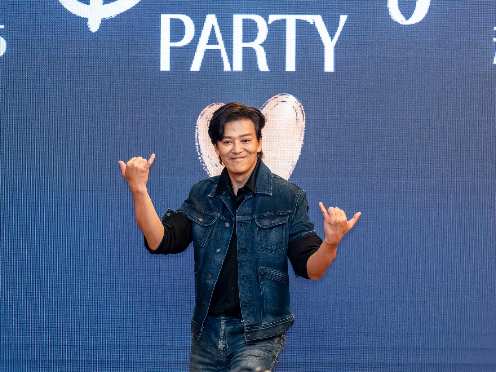 陳曉東宣布明年6月開紅館演唱會,並承諾努力操練6嚿腹肌。