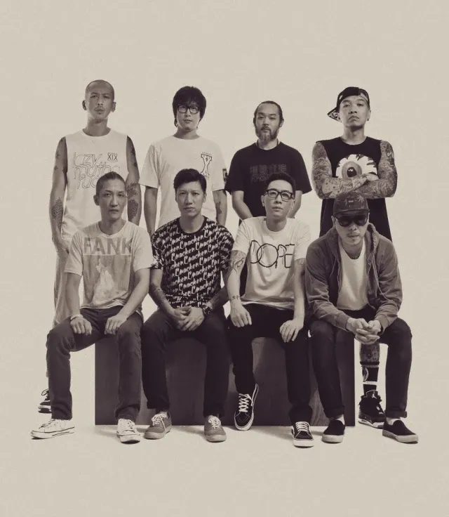 LMF於1999年成立,成員曾多達11人。