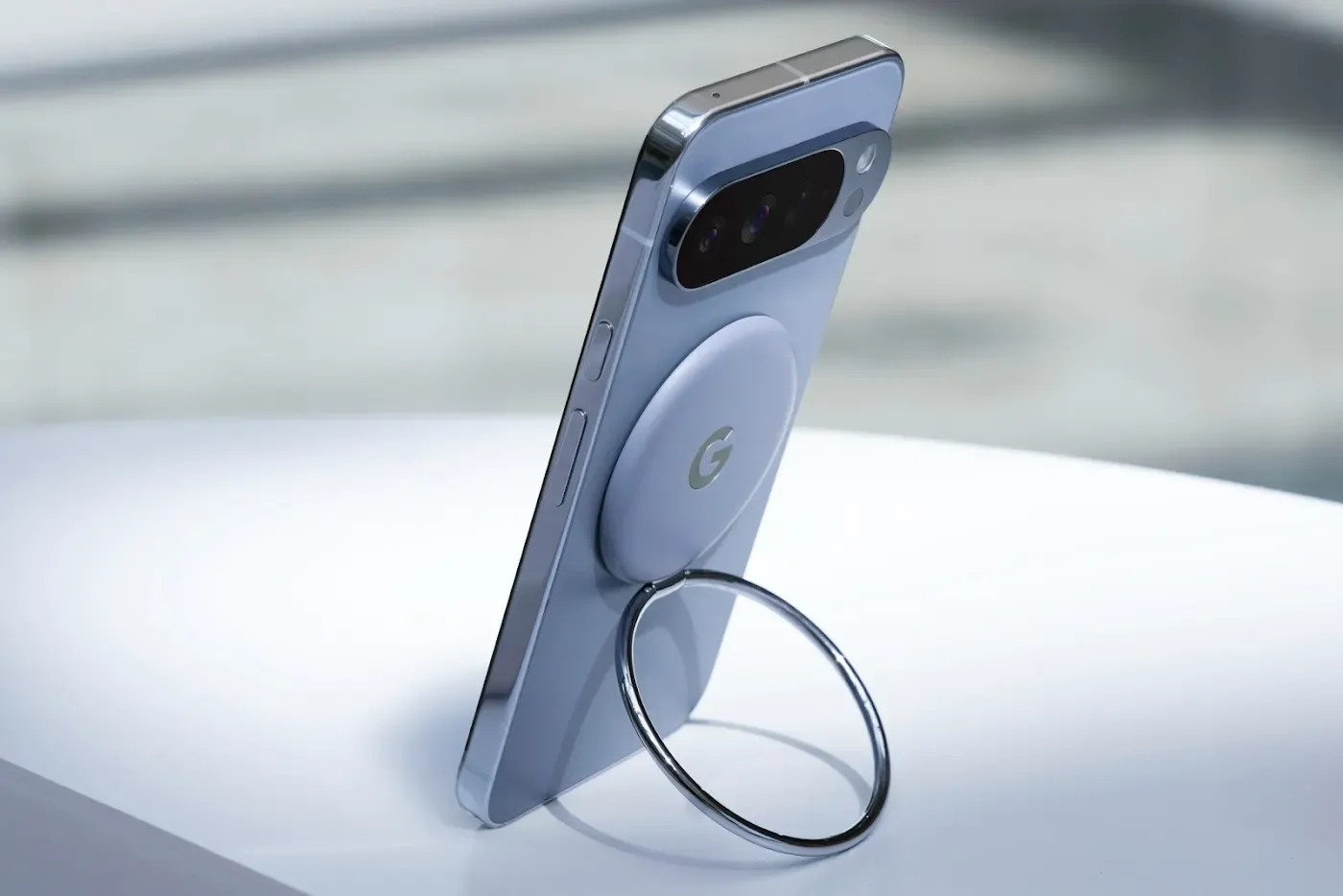 Google Pixel 10系列全線續航力超過24小時,並支援Pixelsnap無線充電。