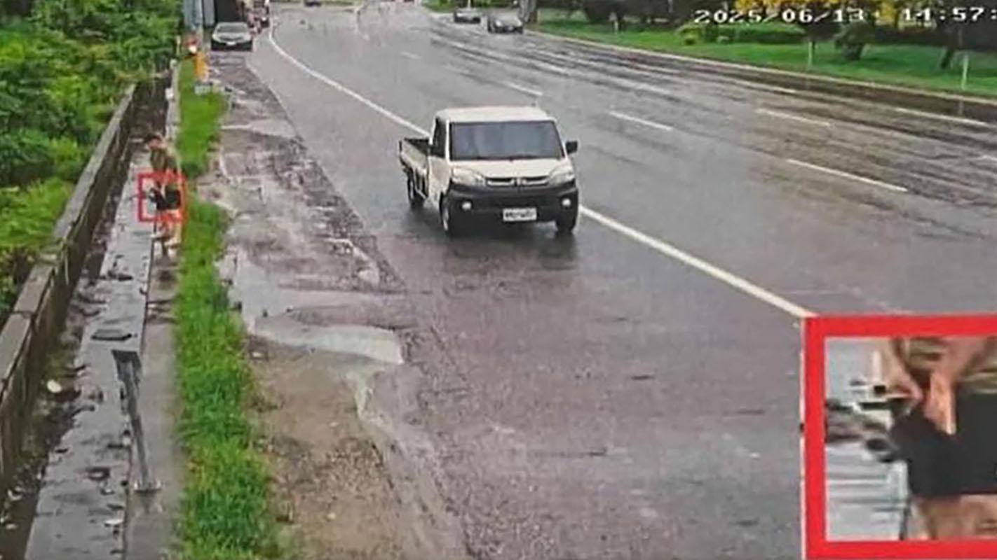 嘉義縣環保局向隨處便溺男子發出的告票,附有事發一刻特寫和貨車車牌。(FB網民葉育碩)